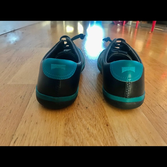 Camper shoes with faux elastic laces - Picture 5 of 7